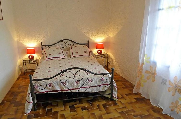 Vakantiehuis Charmantes Natursteinhaus mit Pool