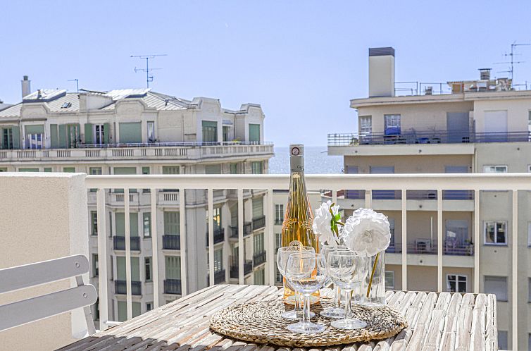 Guest house 04810128 - Apartment Provence / Cote d'Azur - Appartement Baie Azur