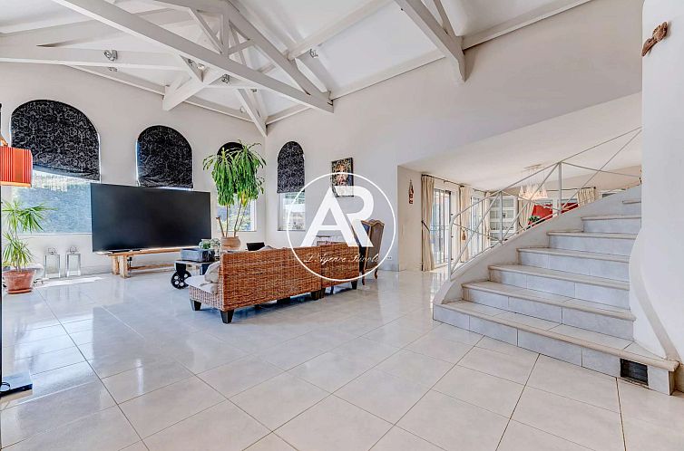 Geschakelde woning in Nice