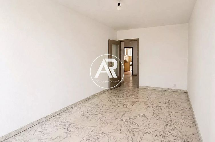 Geschakelde woning in Nice