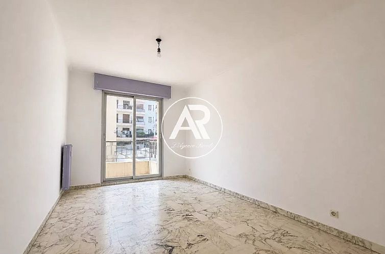 Geschakelde woning in Nice