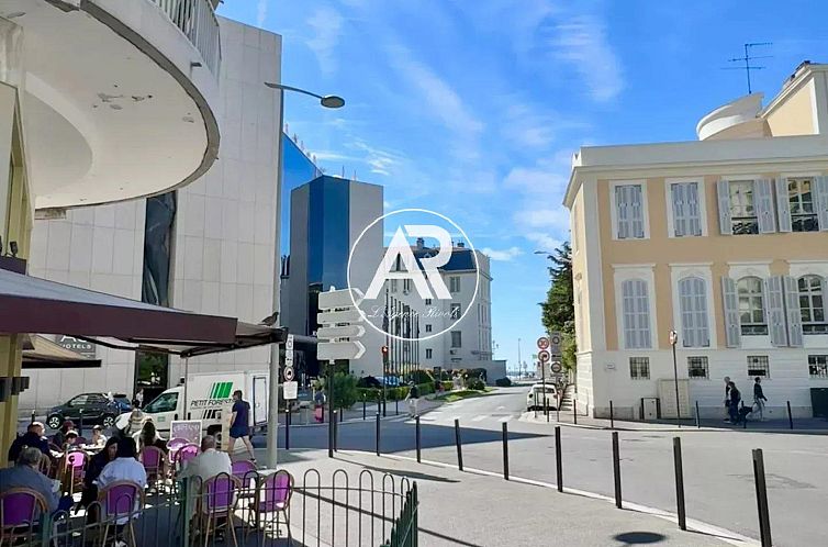 Geschakelde woning in Nice