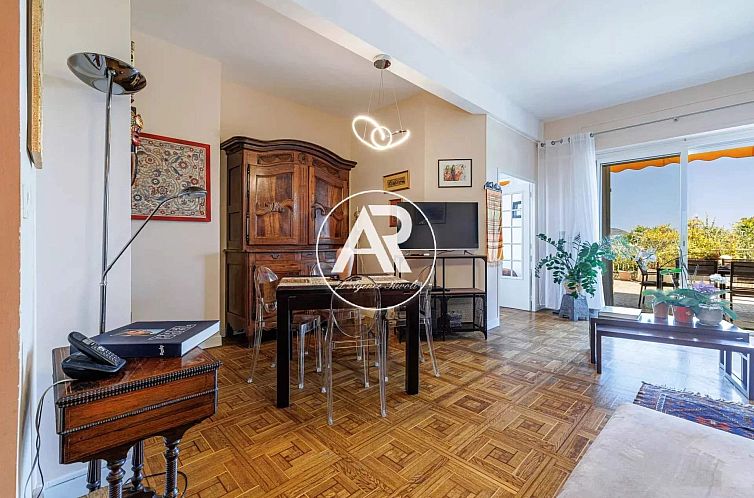 Geschakelde woning in Nice