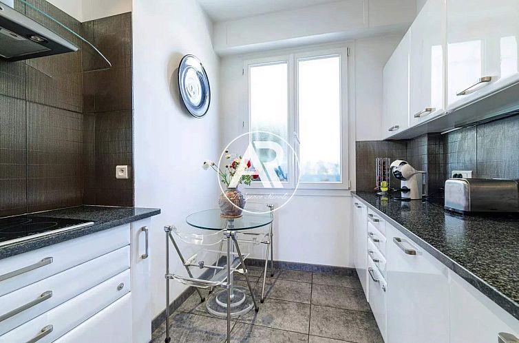 Geschakelde woning in Nice