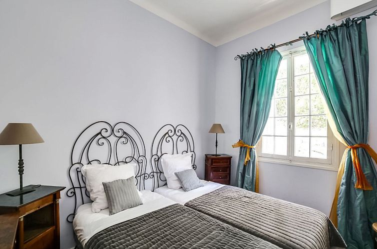 Vakantiehuis Ferienvilla "Villa Dracoena".