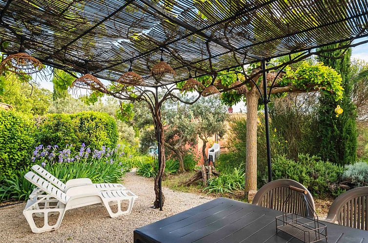 Vakantiehuis Le mas de l'Aven Unterkunft le mûrier