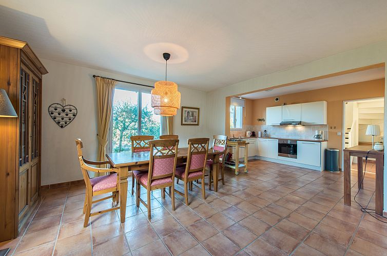 Vrijstaande woning in Nans-Les-Pins