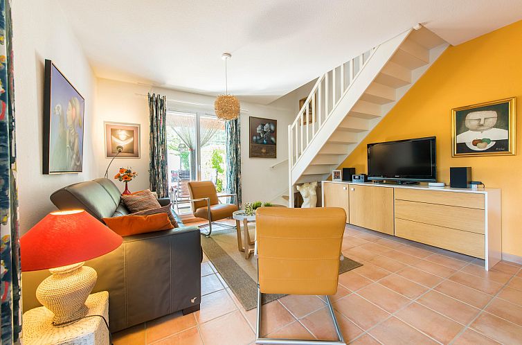 Geschakelde woning in Nans-Les-Pins