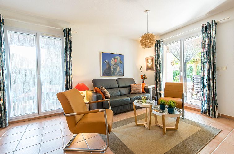 Geschakelde woning in Nans-Les-Pins