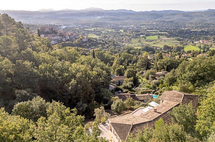 Vrijstaande woning in Callian