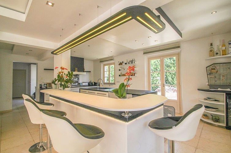 Vrijstaande woning in Callian