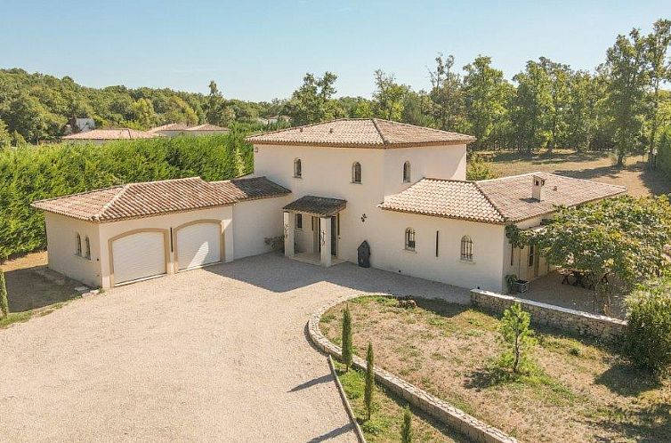 Vrijstaande woning in Callian