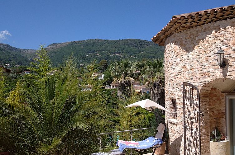 Vakantiehuis "Villa Sculpture" mit Terrasse