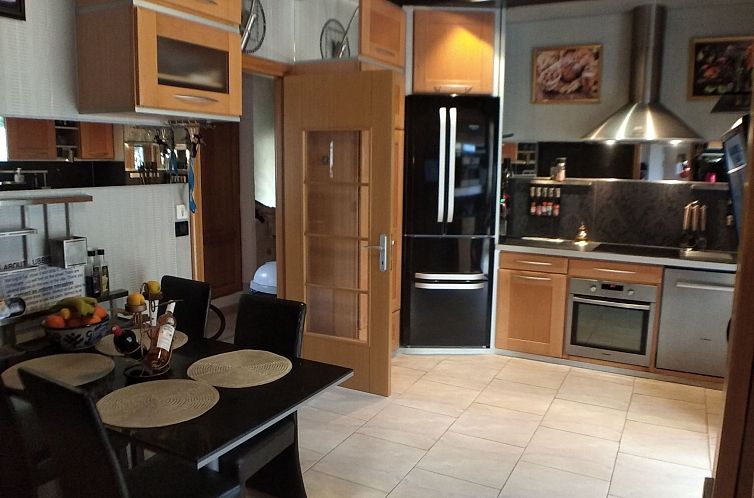 Vakantiehuis "Villa Sculpture" mit Terrasse