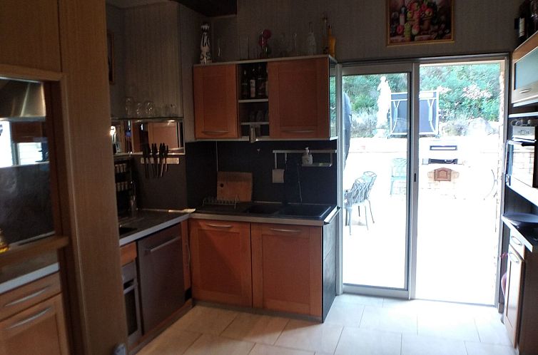 Vakantiehuis "Villa Sculpture" mit Terrasse