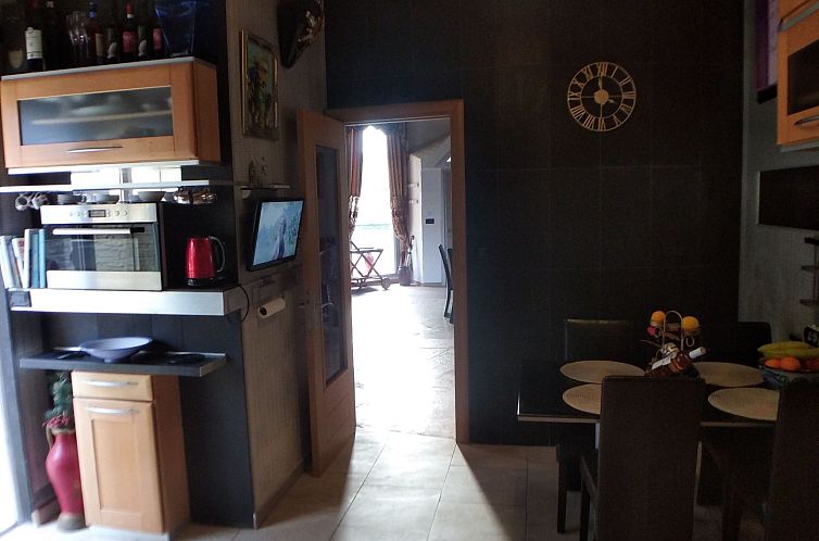 Vakantiehuis "Villa Sculpture" mit Terrasse