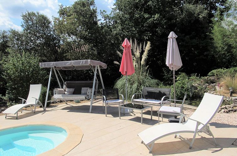 Vakantiehuis Villa Calme à la campgane in Saint-Bômer-les-