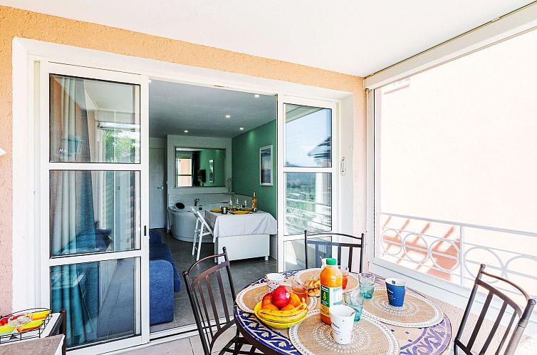 Guest house 048196504 - Apartment Provence / Cote d'Azur - Appartement L'Esquinade P1 101