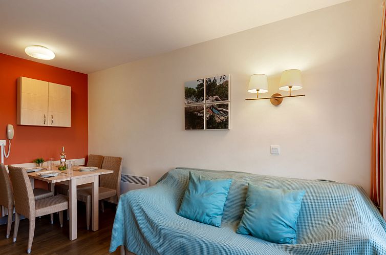 Appartement L'Esquinade F6 225