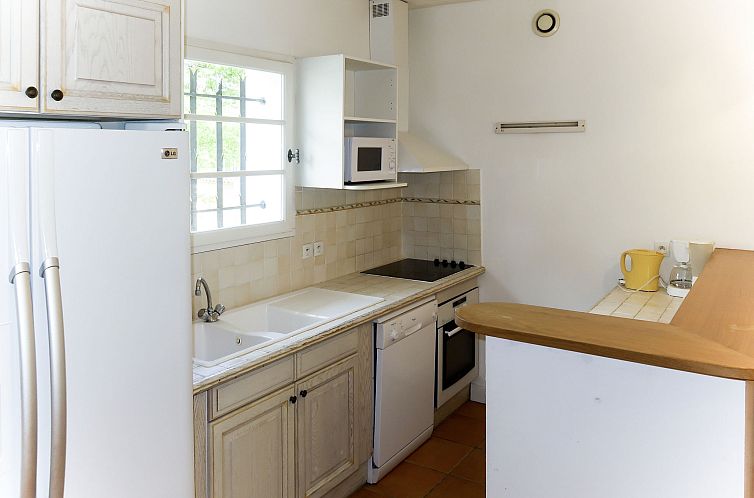 Vakantiehuis Hameaux de la Calade (FEN171)
