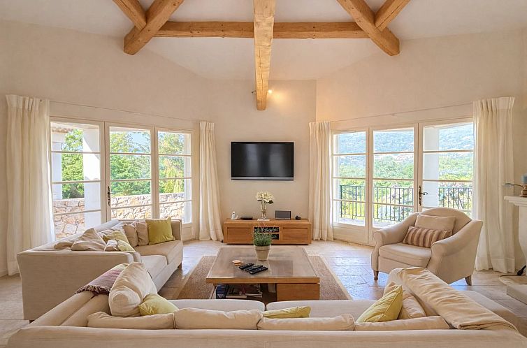 Vrijstaande woning in  Fayence 