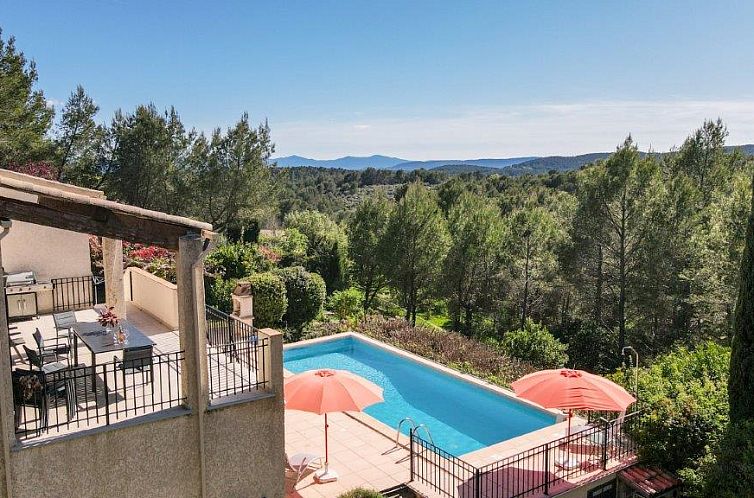 Vrijstaande woning in Flayosc