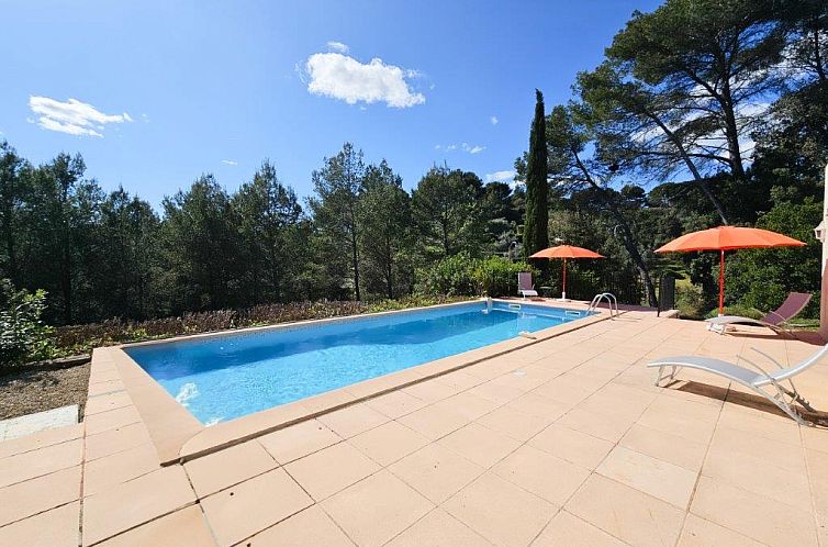 Vrijstaande woning in Flayosc