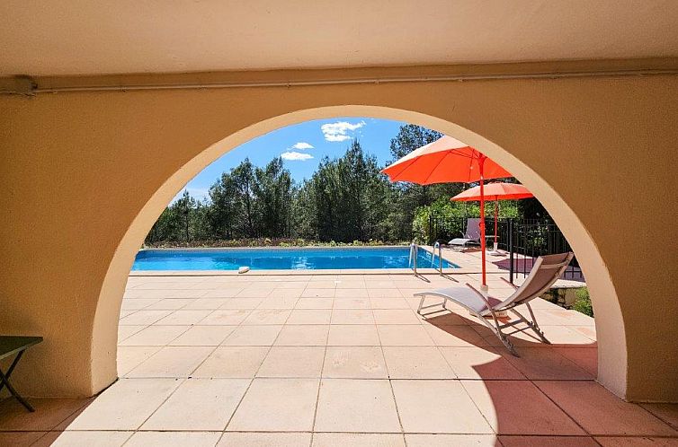 Vrijstaande woning in Flayosc