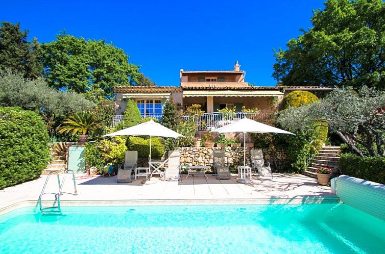 Vrijstaande woning in Flayosc