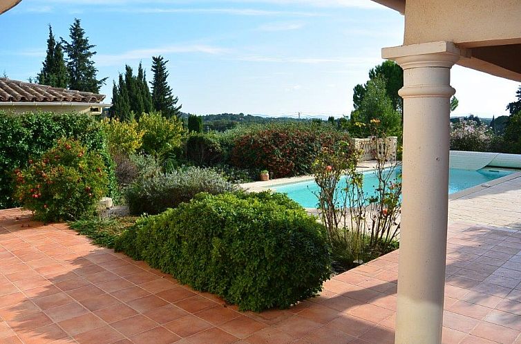 Vrijstaande woning in Flayosc