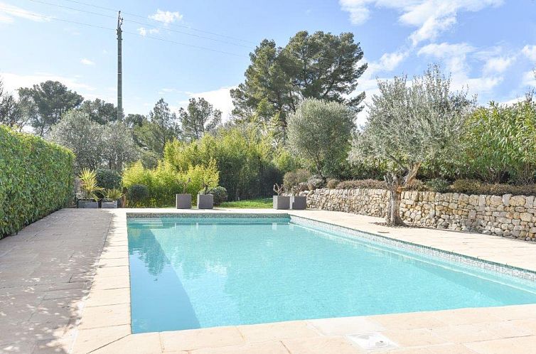 Vrijstaande woning in Flayosc