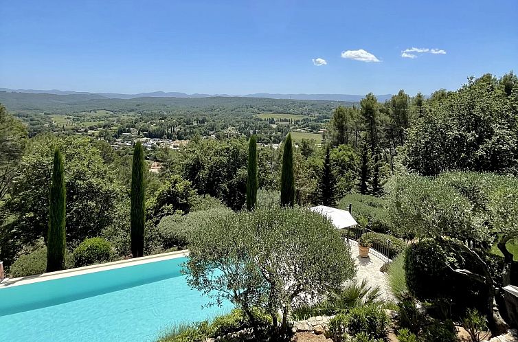 Vrijstaande woning in Flayosc