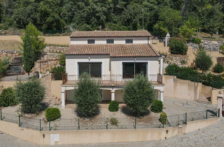 Vrijstaande woning in Flayosc