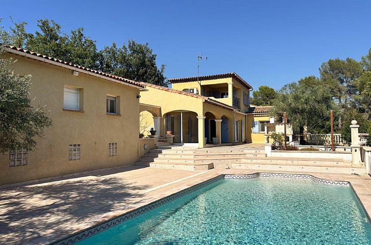 Vrijstaande woning in Flayosc