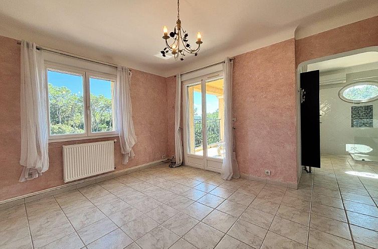 Vrijstaande woning in Flayosc
