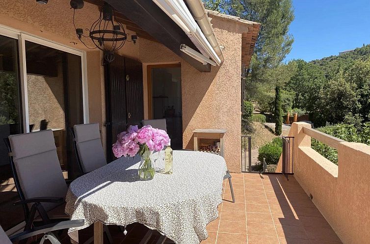 Vrijstaande woning in  Flayosc - Les Arcs-Sur-Argens