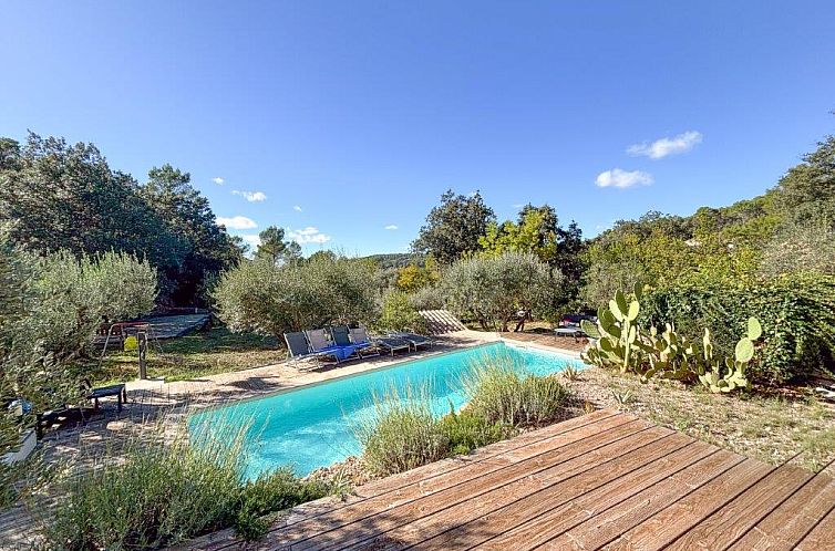 Vrijstaande woning in Flayosc