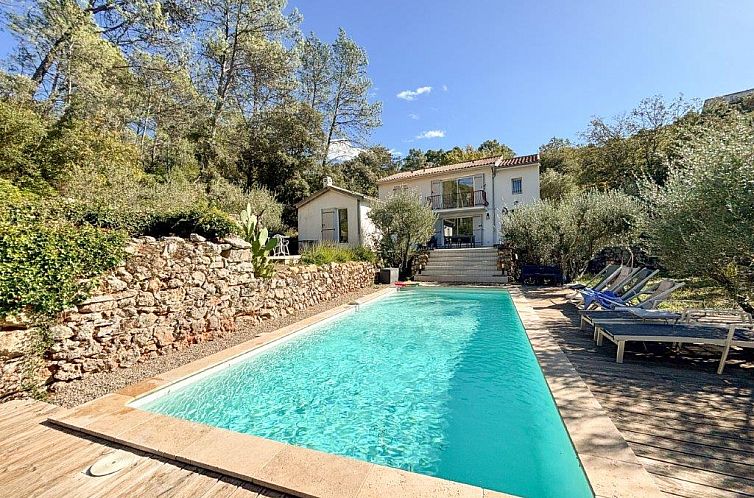 Vrijstaande woning in Flayosc