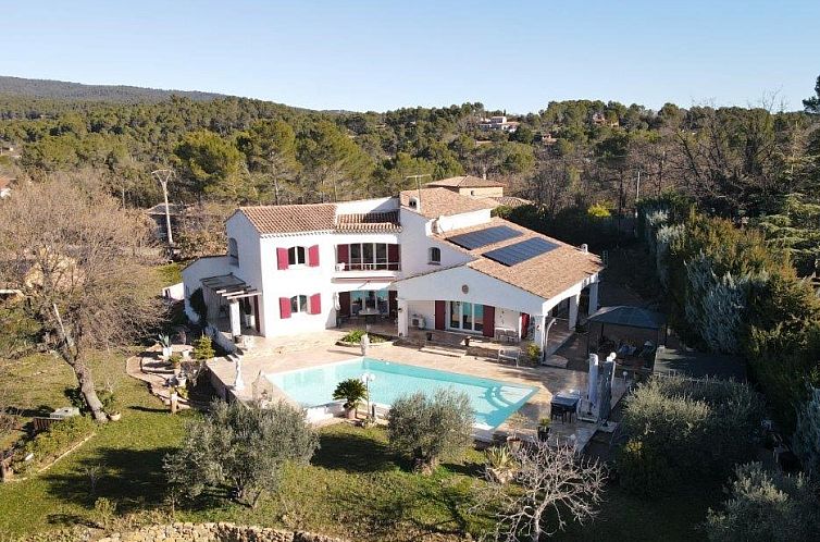 Vrijstaande woning in  Flayosc - Les Arcs-Sur-Argens