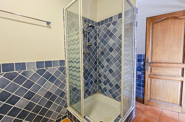 Vrijstaande woning in  Flayosc - Villecroze