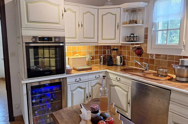 Vrijstaande woning in Cotignac