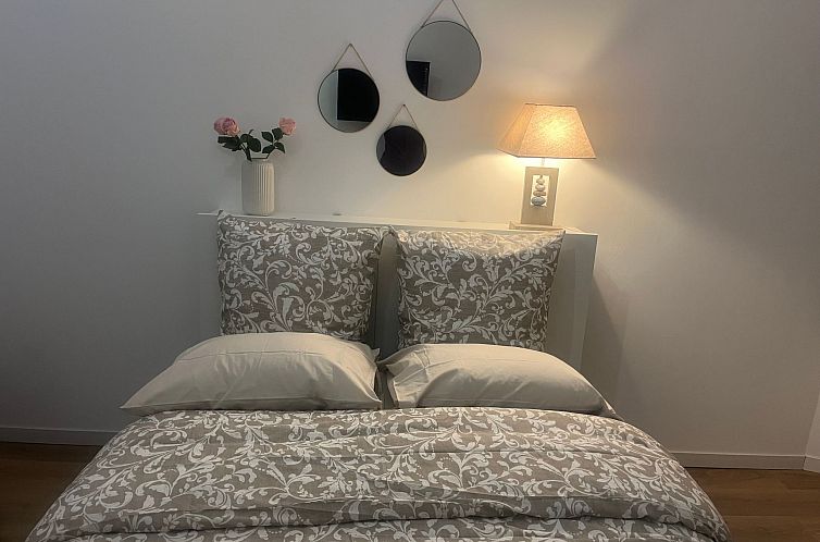 Unterkunft 04830201 - Appartement Provence / Cote d'Azur - Appartement Oberseite der Villa Les Tilleuls