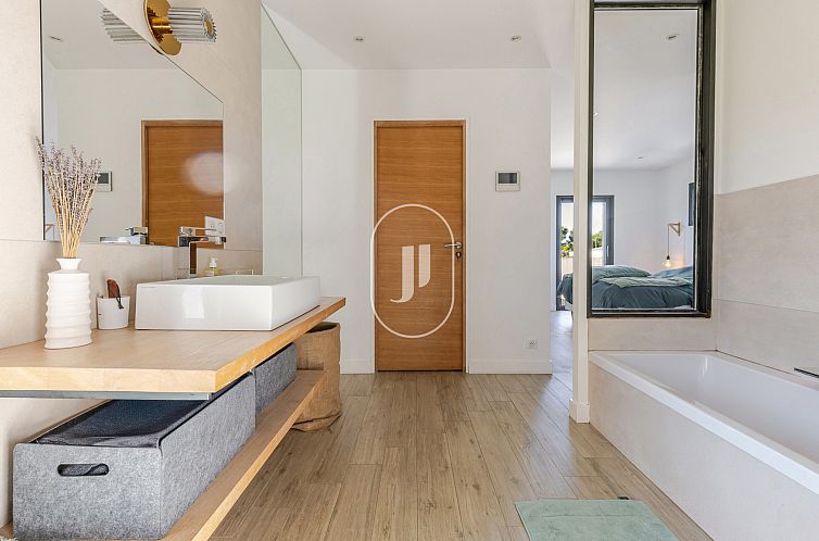 Vrijstaande woning in Éguilles