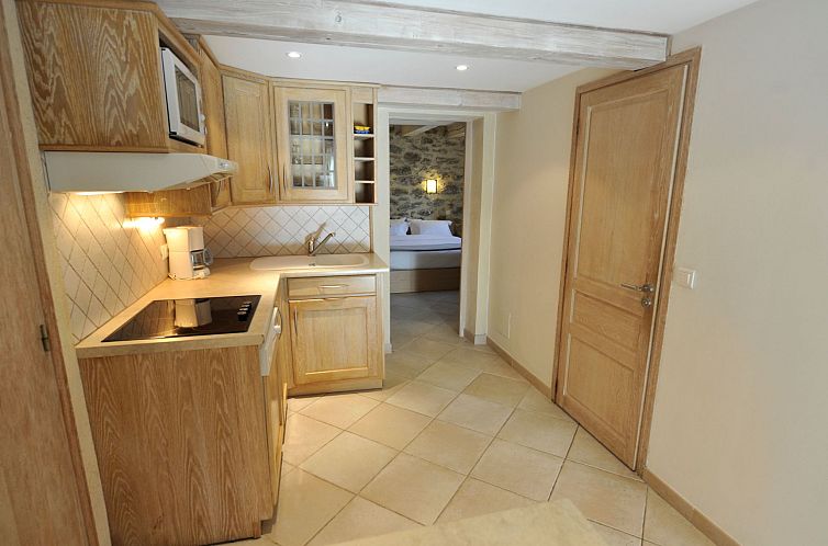 Appartement Wohnung "Eze" mit Privatparkplatz