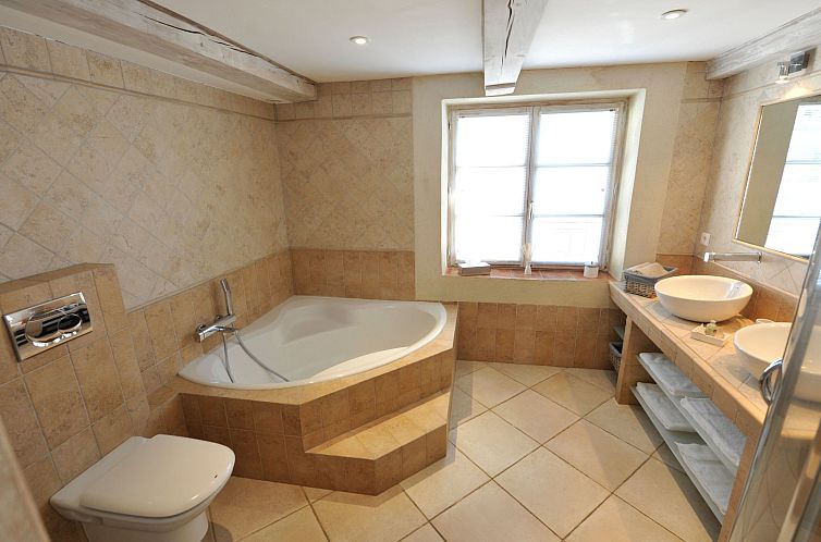 Appartement Wohnung "Eze" mit Privatparkplatz