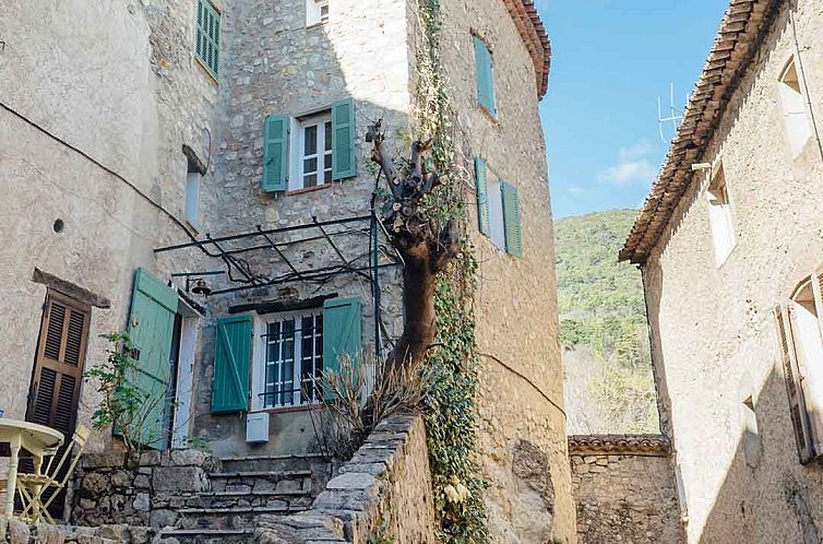 Town house in Seillans