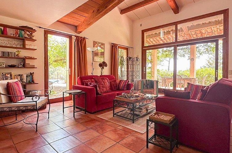 Vrijstaande woning in Seillans