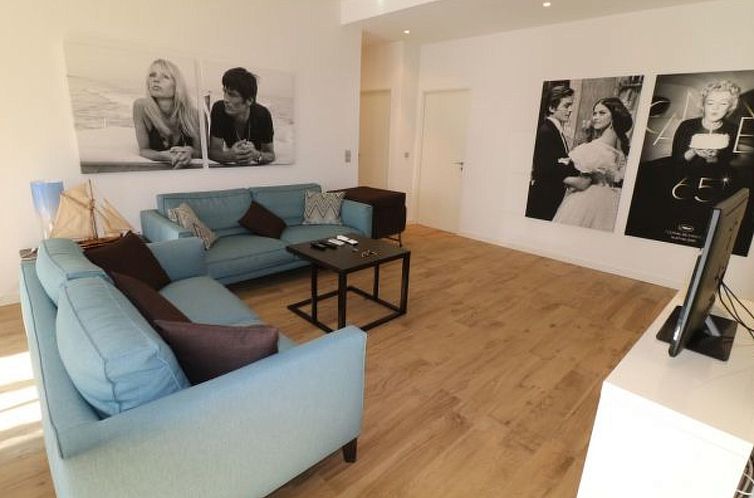 Appartement Luxury 3 bedroom Rue d'Antibes 410