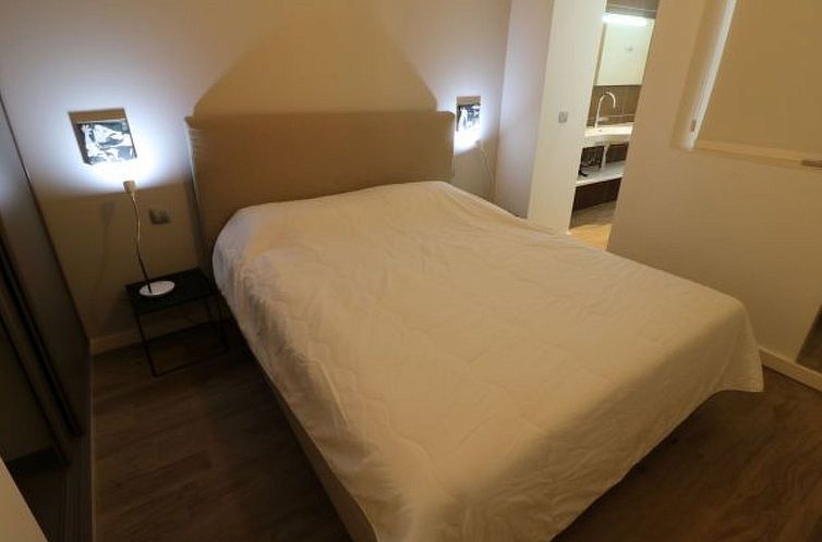 Appartement Luxury 3 bedroom Rue d'Antibes 410