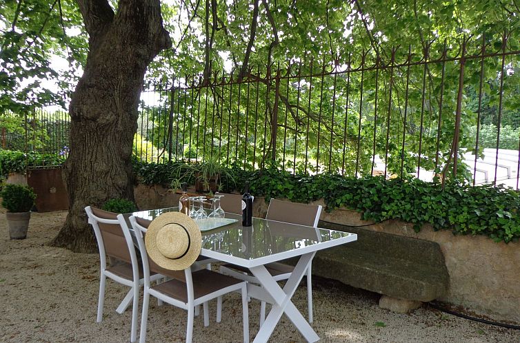 Appartement Klimatisierte Wohnung mit 2 Schlafzimmern und Po